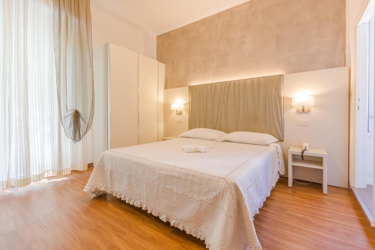 Hotel Bremen 里米尼 外观 照片