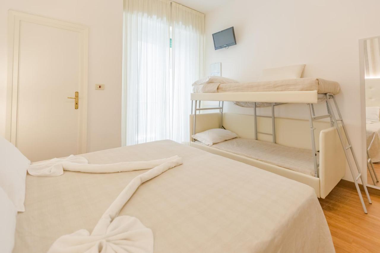 Hotel Bremen 里米尼 外观 照片