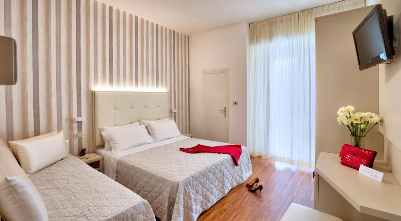 Hotel Bremen 里米尼 外观 照片