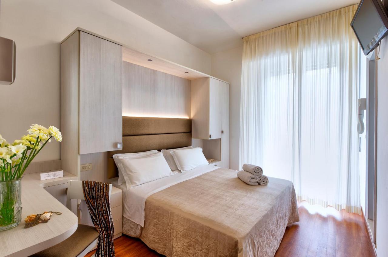 Hotel Bremen 里米尼 外观 照片